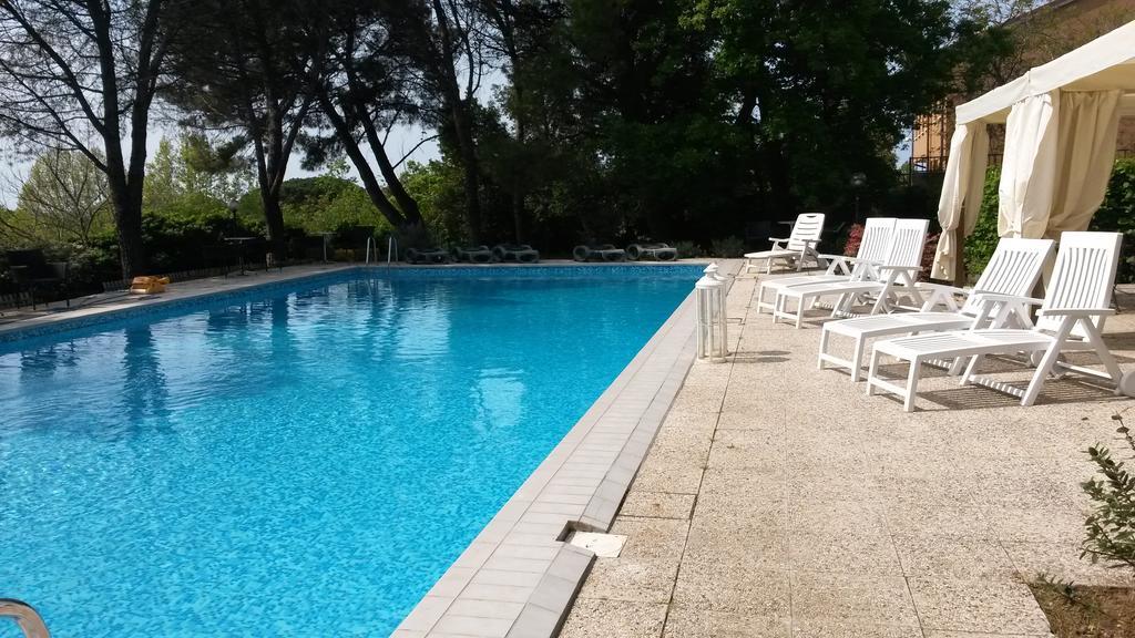 Hotel Ristorante Sole Múggia Dış mekan fotoğraf